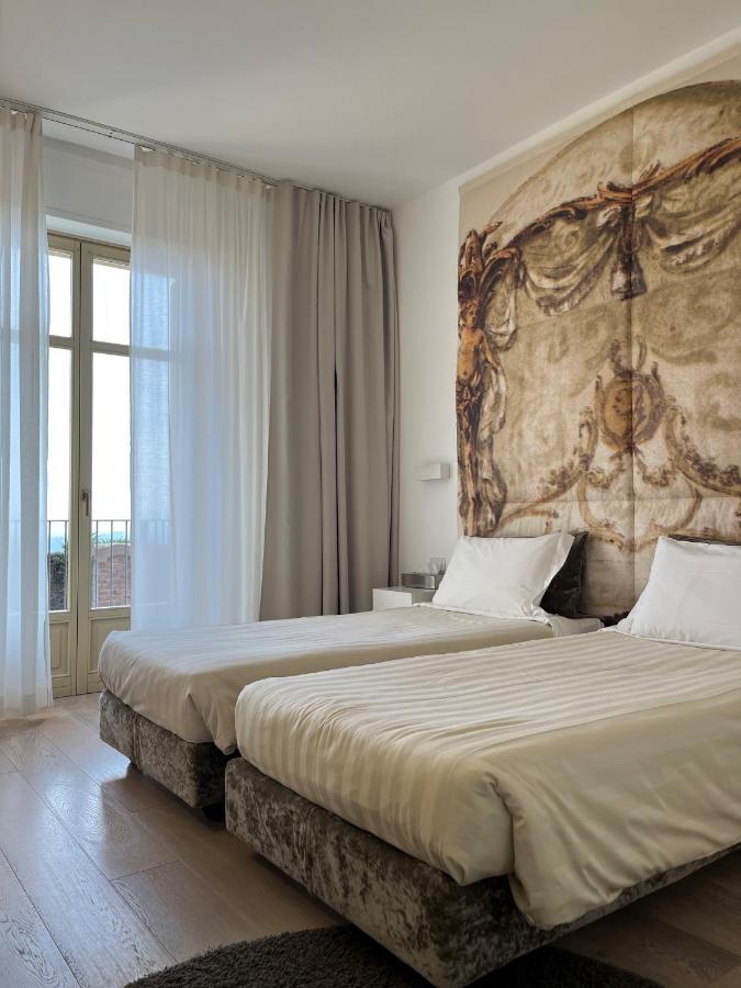 Hotel Castello Di Santa Vittoria Santa Vittoria dʼAlba Zewnętrze zdjęcie