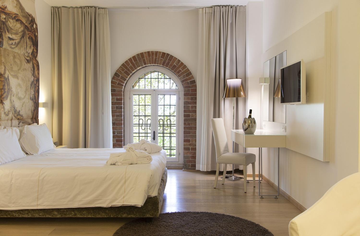 Hotel Castello Di Santa Vittoria Santa Vittoria dʼAlba Zewnętrze zdjęcie